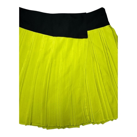 W118 By Walter Baker Lime Green & Black Pleated Skater Skirt Size XS - Picture 2 of 6